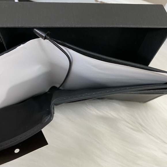 Michael Kors Jet Set Men’s Slim Billfold Wallet Money Clip Box Set - Picture 8 of 13